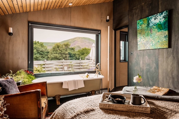 10 The-cabin-unique-hideaways Copy