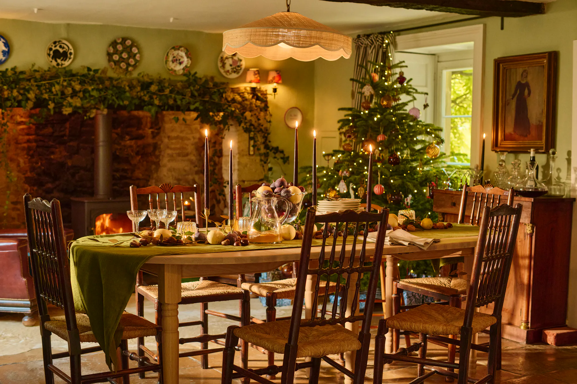 Penelope Chilvers Neptune Christmas_Dining