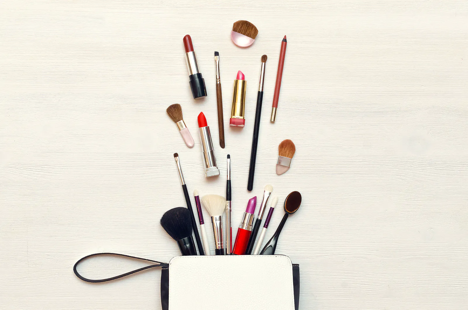 Bigstock-Make-Up-Or-Visage-Background--244308943