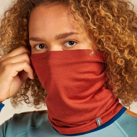 Icebreaker, Snow + Rock Merino 200 Oasis Flexi Chute Neckwarmer, £27, NOW £22.35