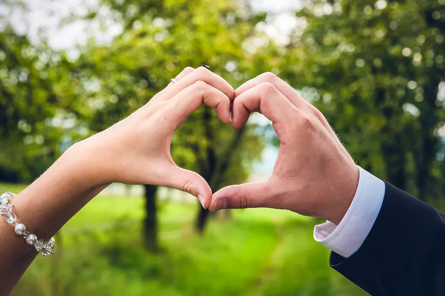 Wedding Planning Website Markus-spiske-9Qv774YDKbA-unsplash Copy