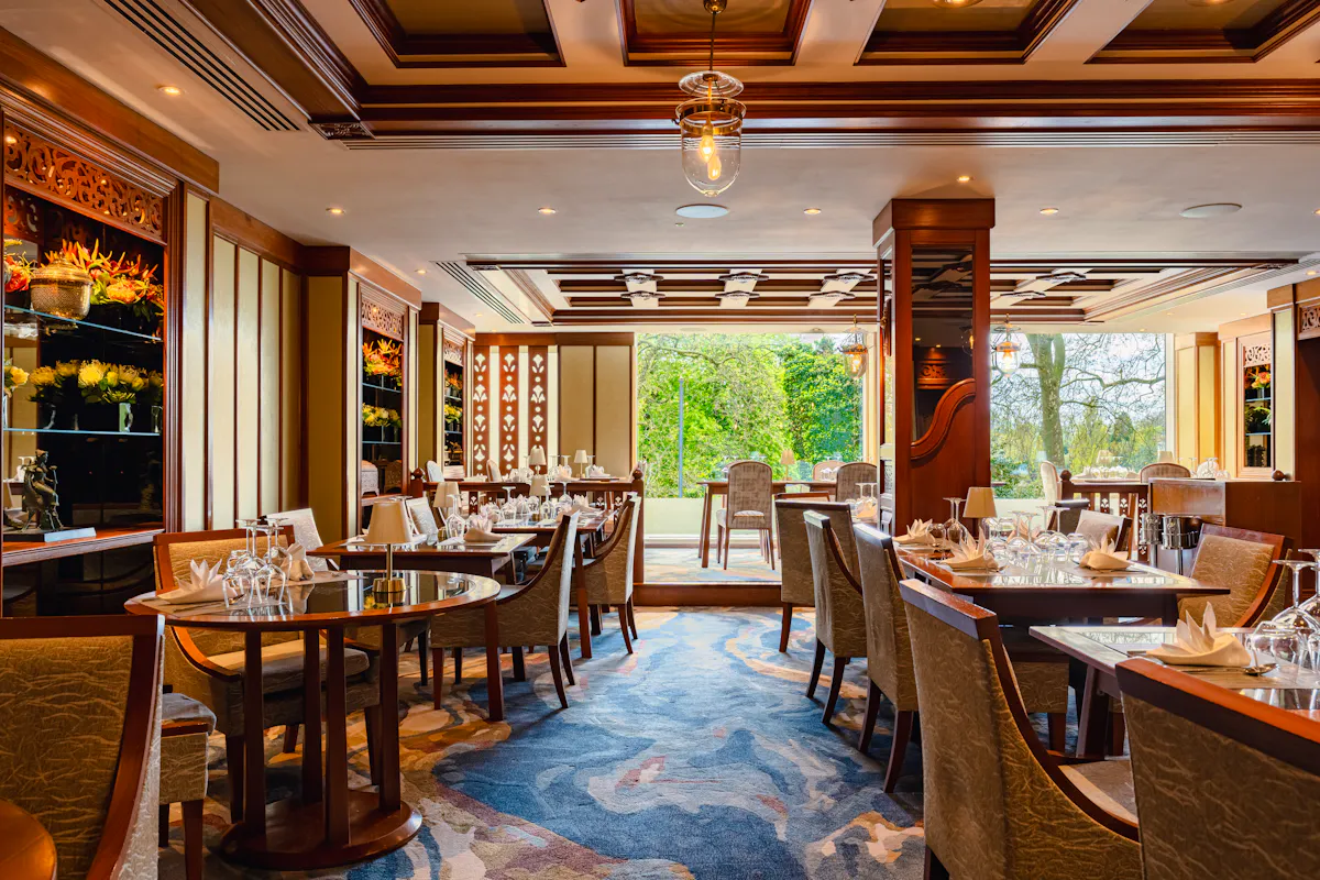 Nipa Thai, Royal Lancaster Hotel