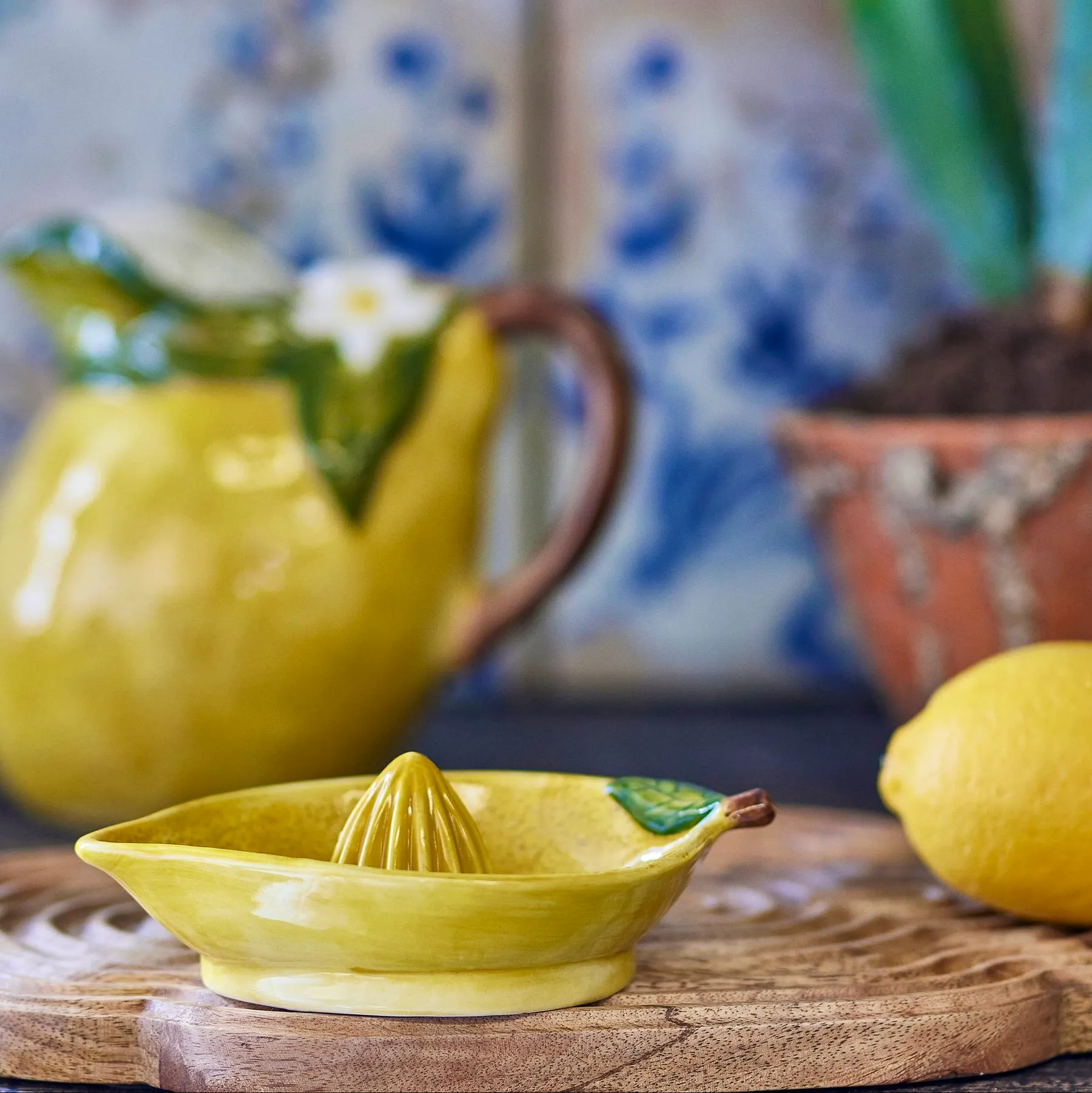 Ella James Limone Lemon Juicer in Yellow, £17