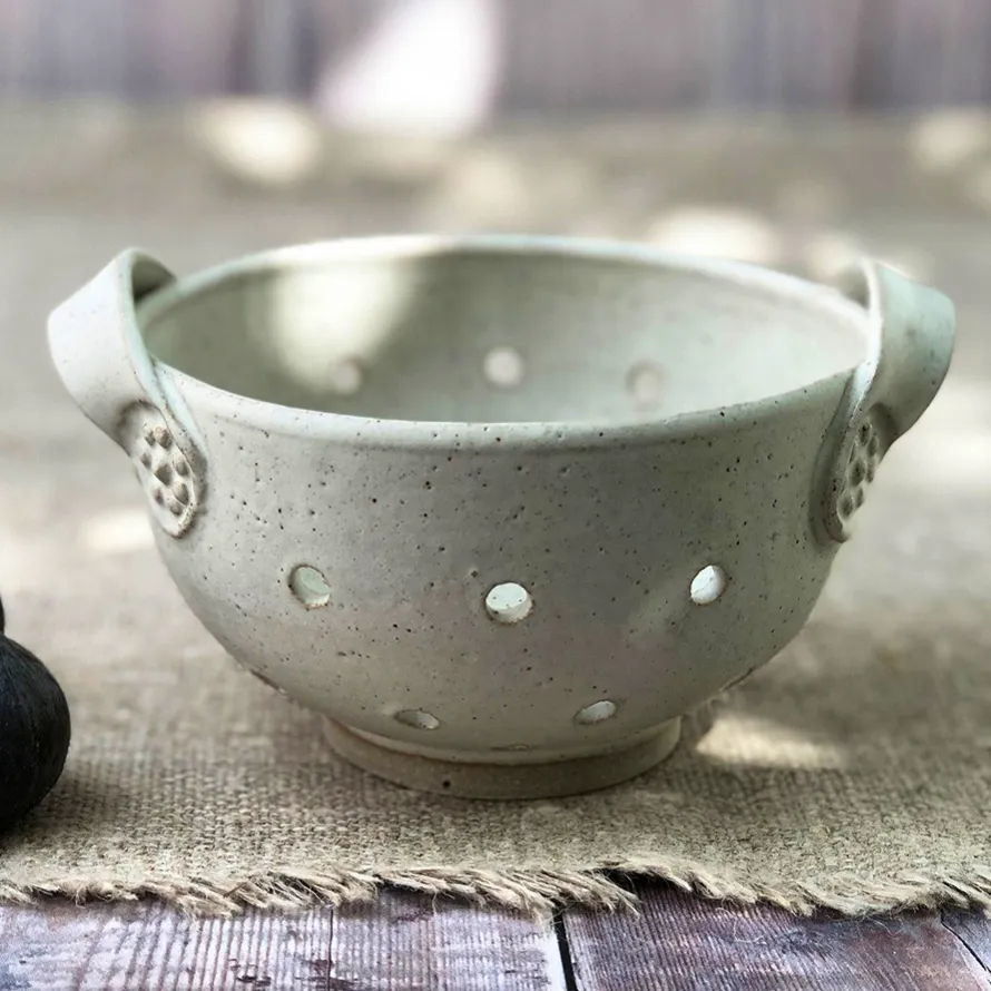 Rebecca Williams Handmade Stoneware Colander / Berry Bowl – Ceramic Pottery, £34