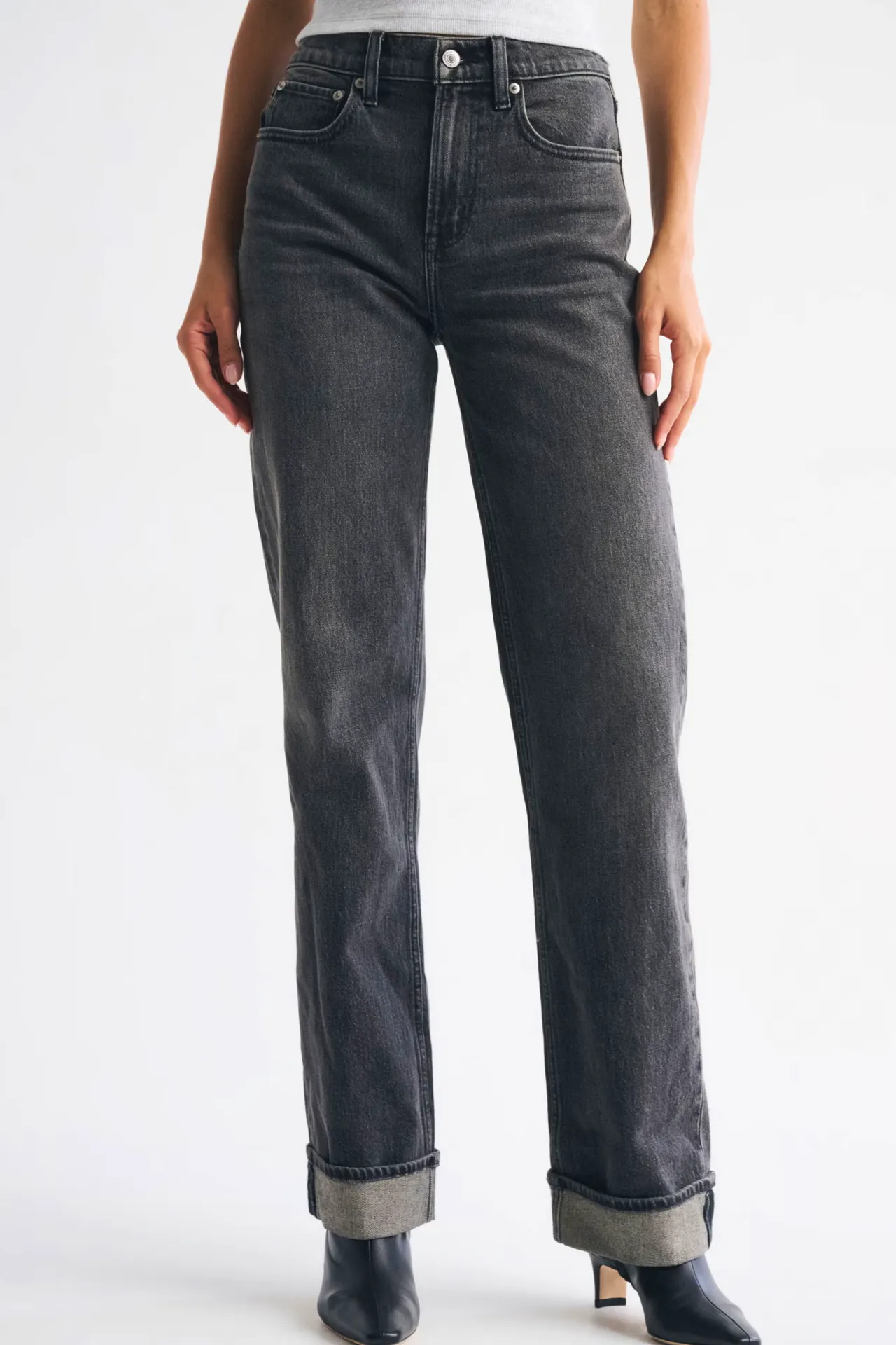 Abercrombie High Rise 90s Relaxed Jeans, £80