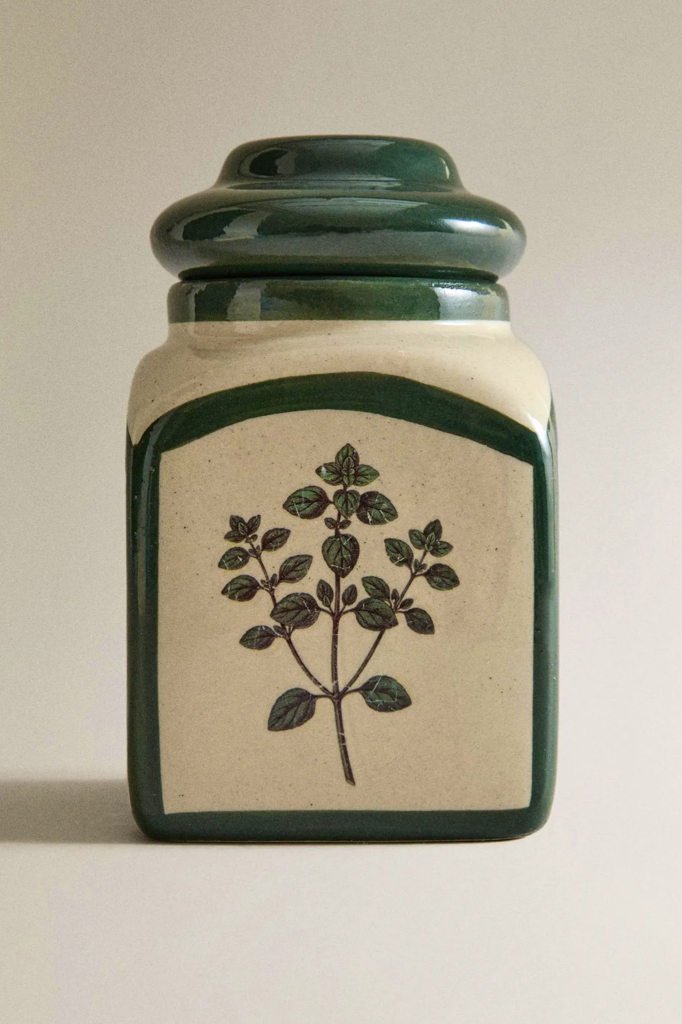 Zara Home Oregano Scented Candle, £23.99
