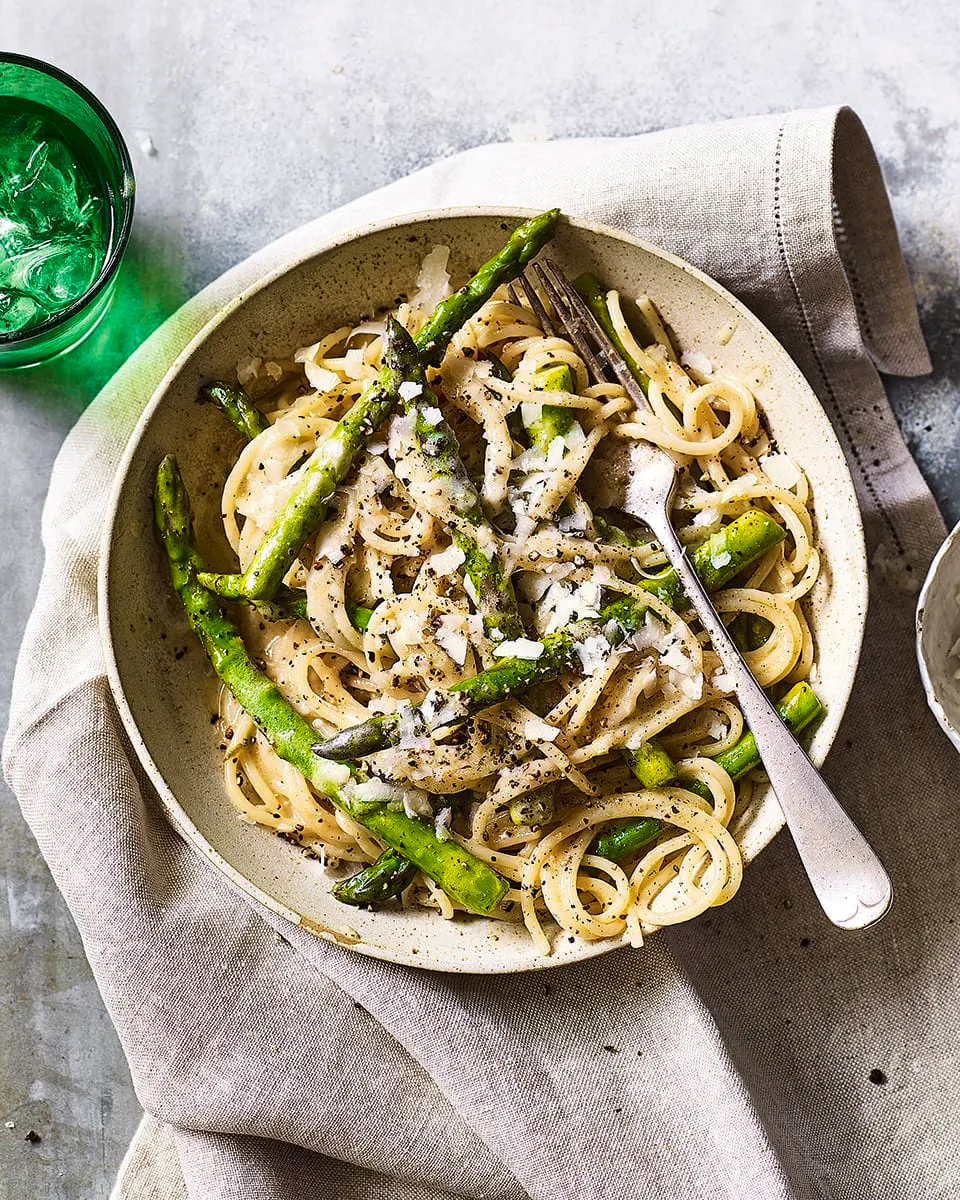 Cacio E Pepe With Asparagus