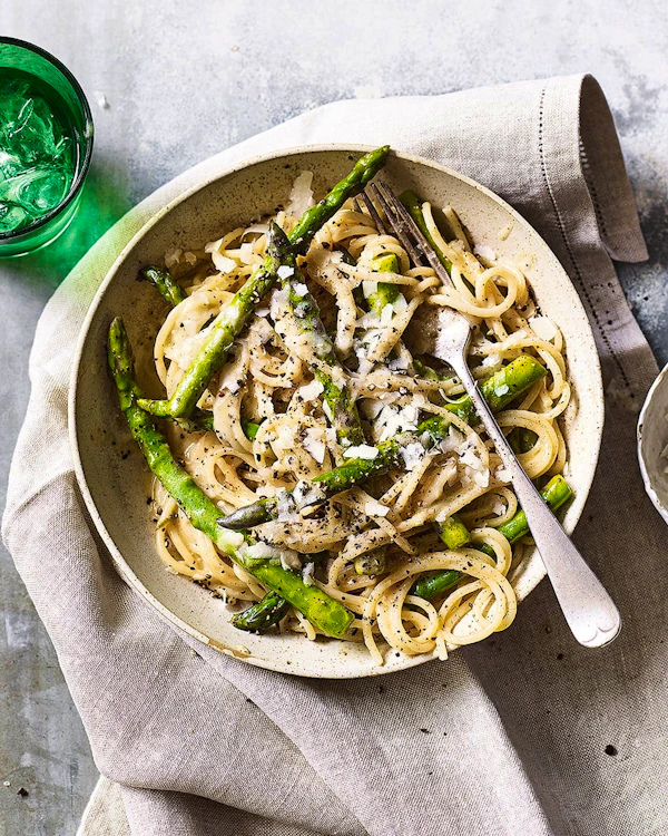 Cacio E Pepe With Asparagus