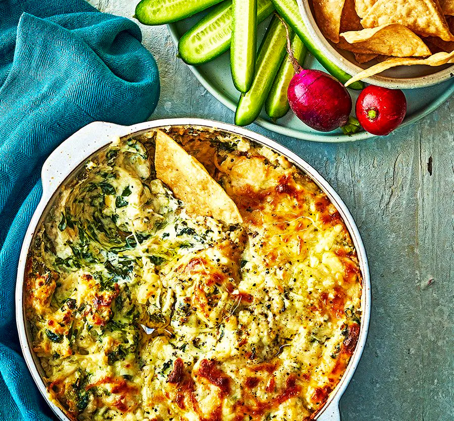Cheesy Spinach & Artichoke Dip