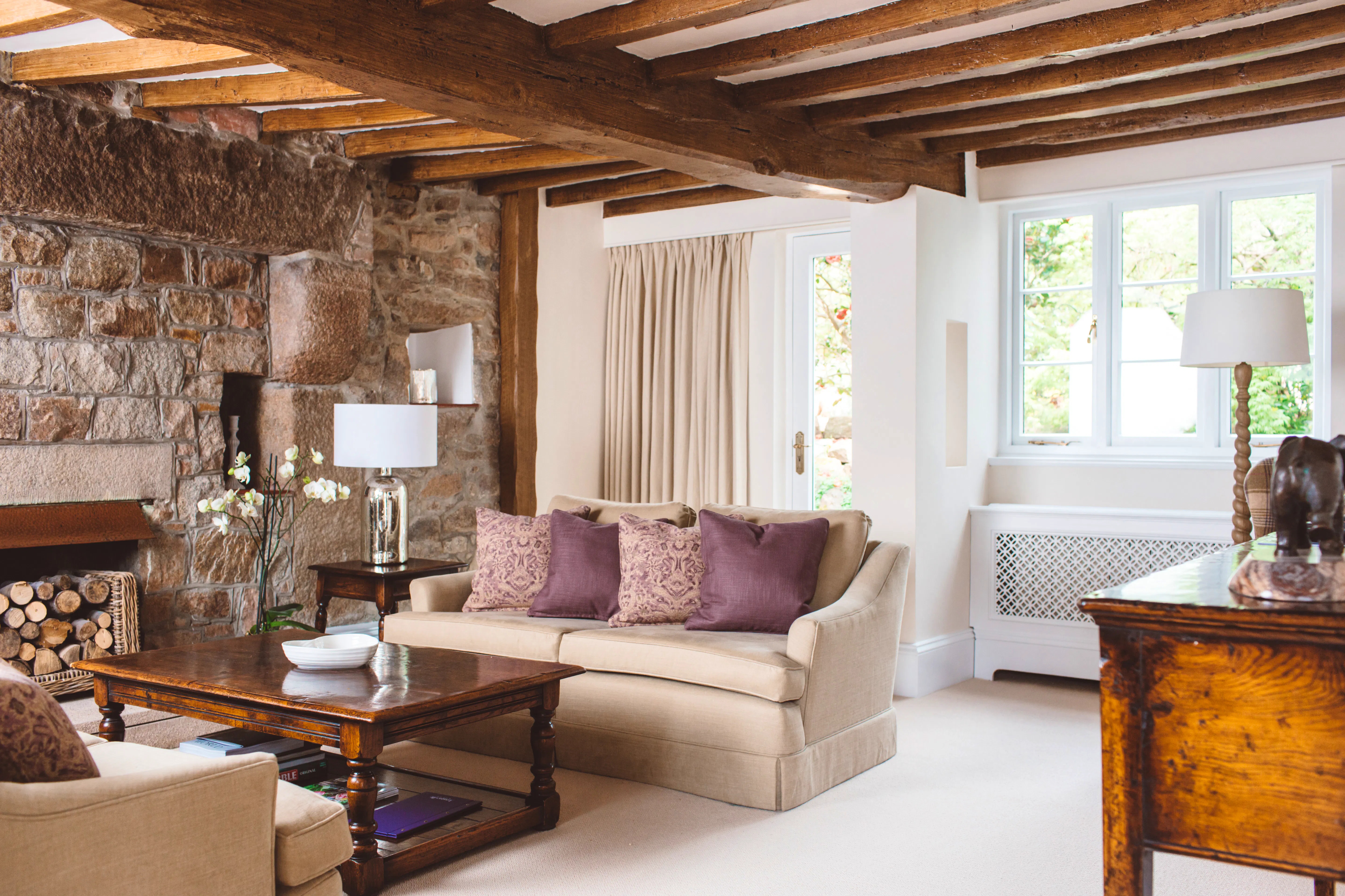 Longueville Manor, Jersey - Cottage - Living Room