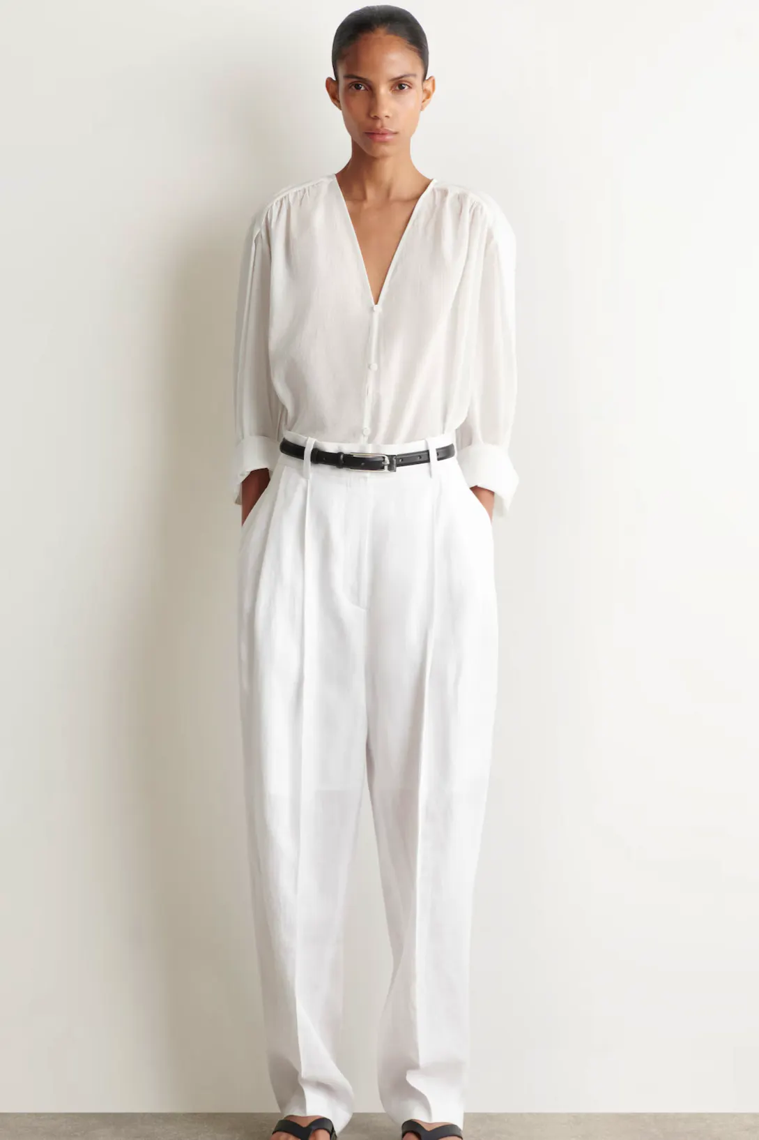 Tailored Linen Balloon-Leg Trousers £95