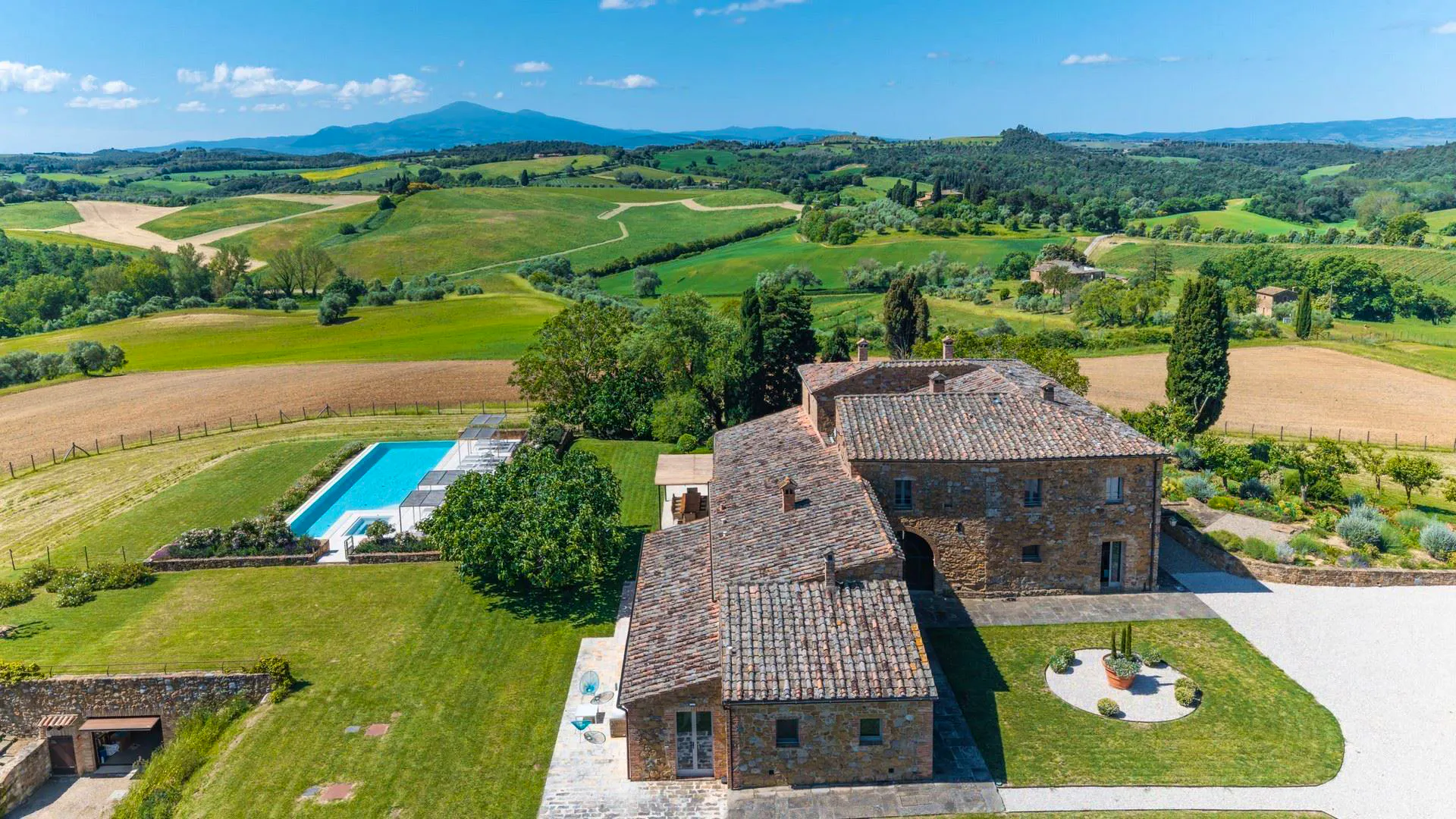 To Tuscany June Comp 1401_PALAZZONE_011 Copy