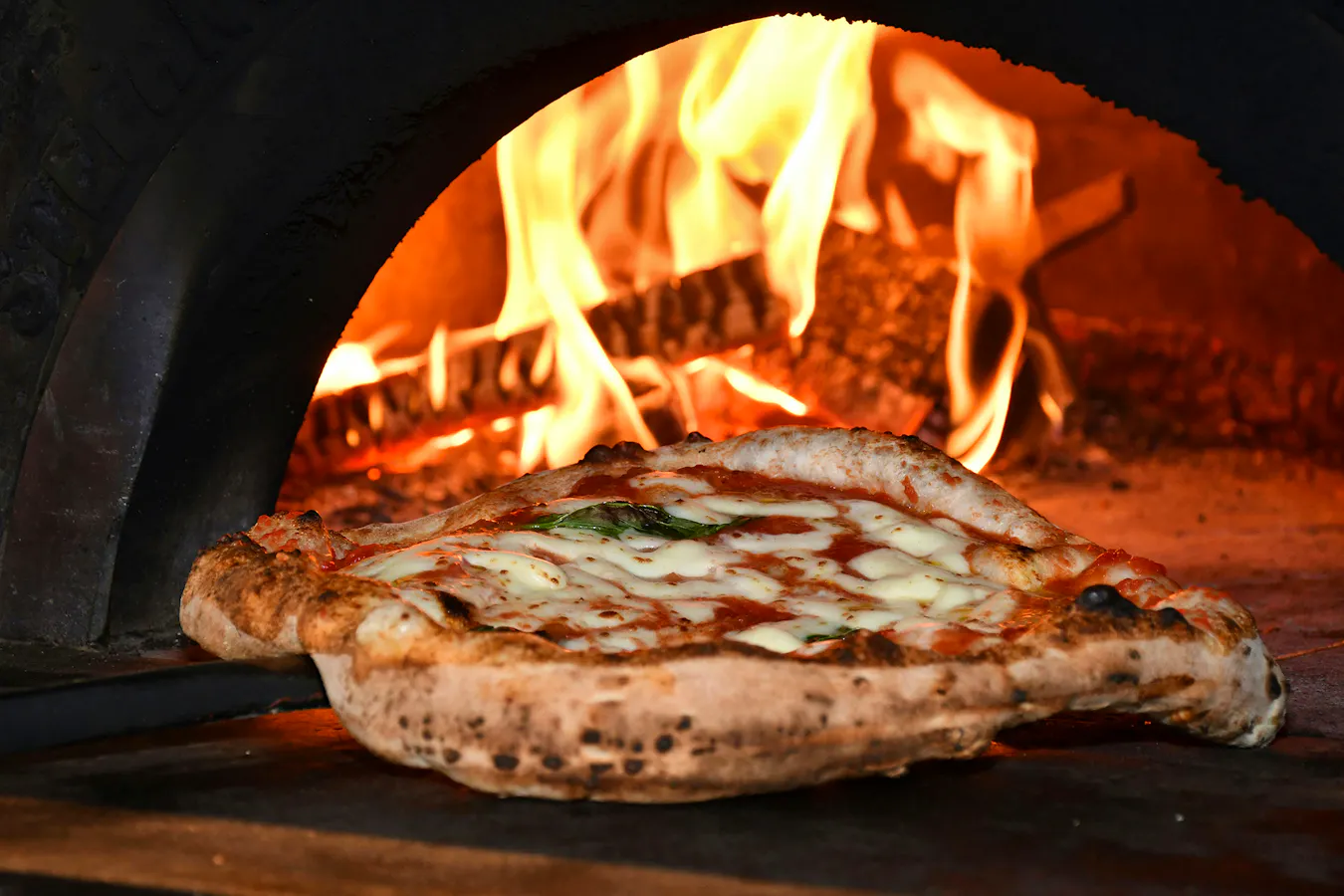 London Best Pizzerias Fabrizio-pullara-vHRFraV4U00-unsplash Copy