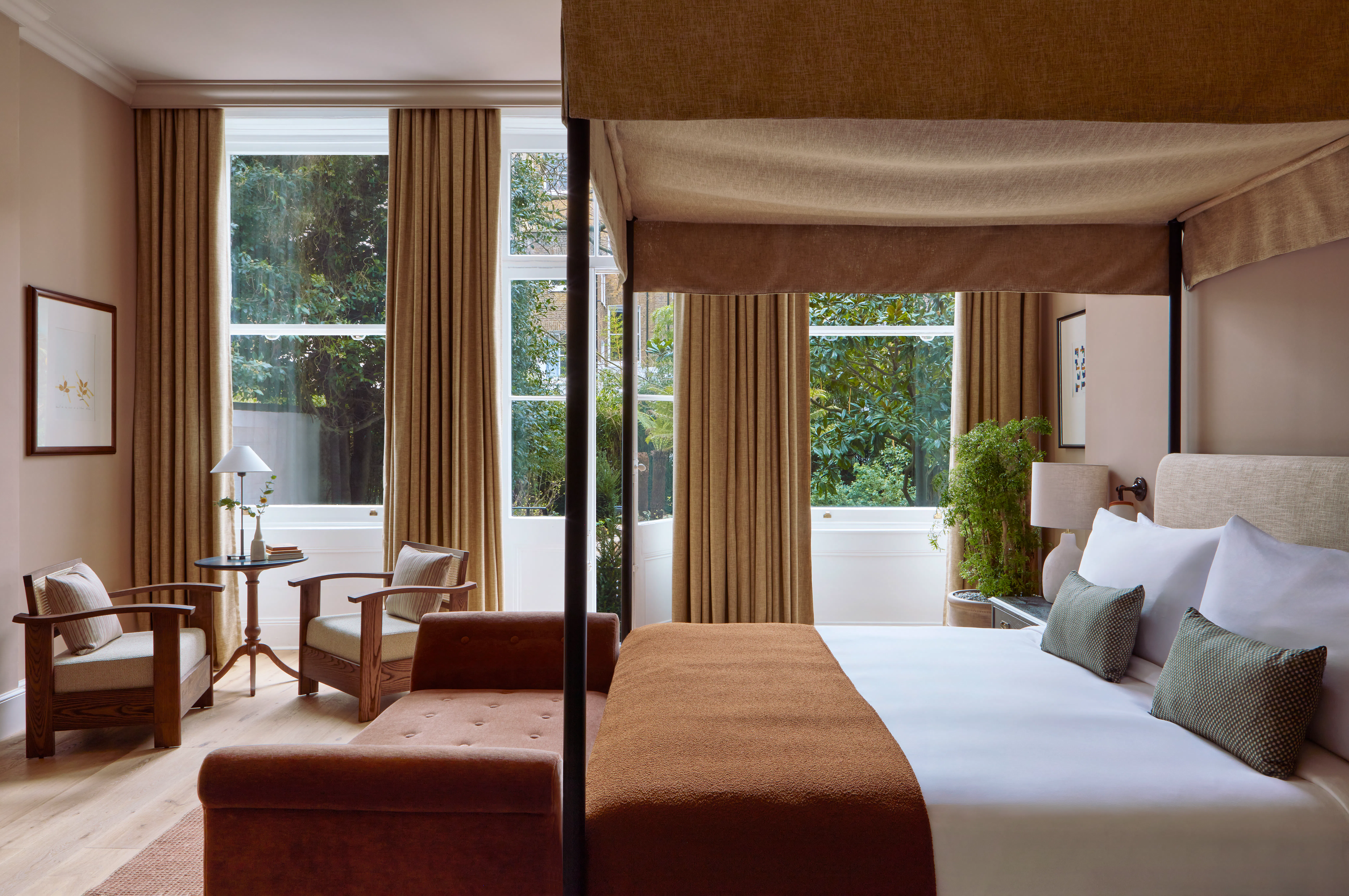 THE ROOMS