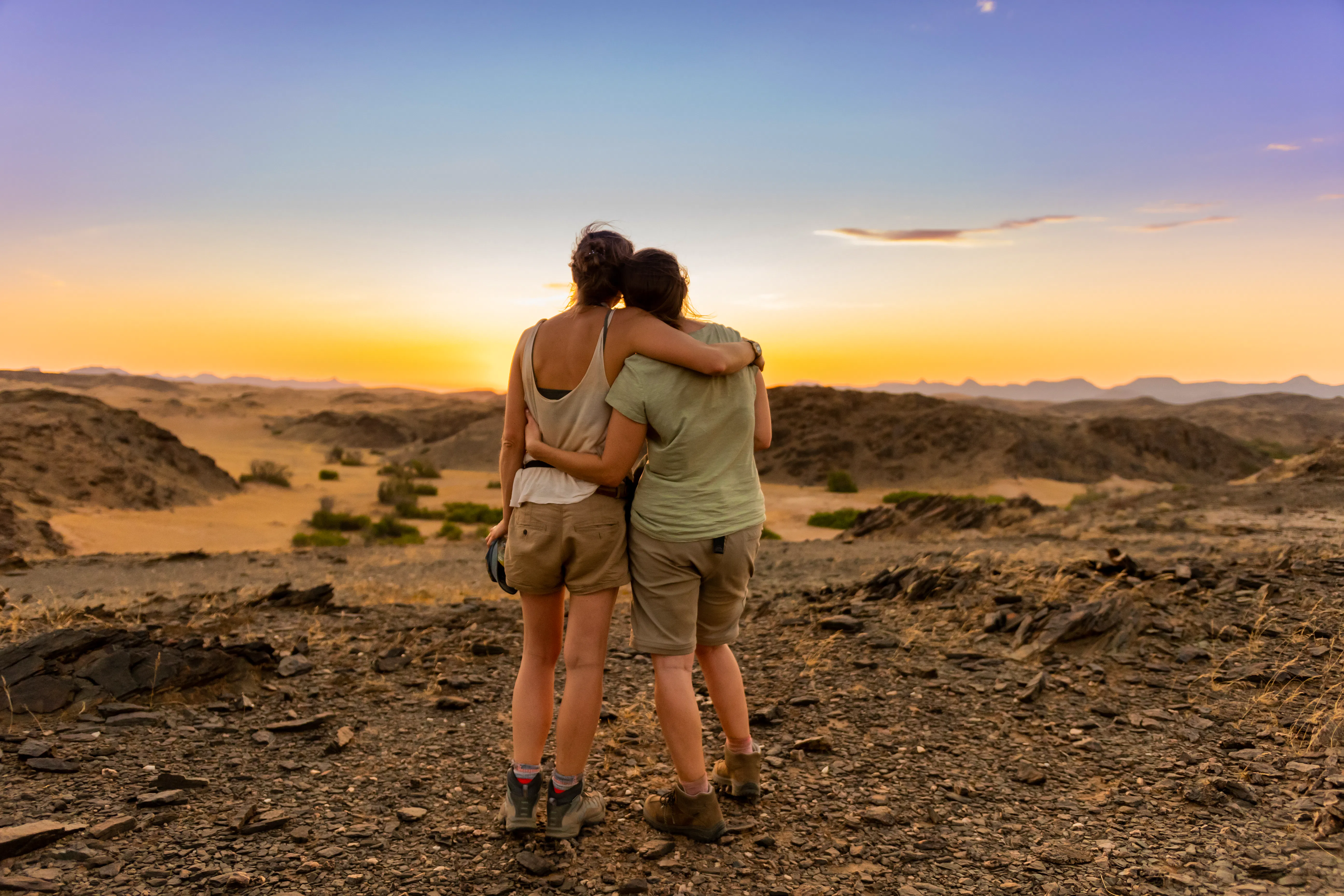 CATHADVENTURE_Women Supporting Each Other
