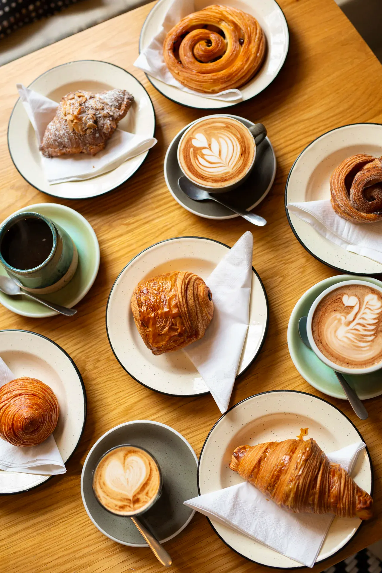 MISSING BEAN Pastries and coffee
