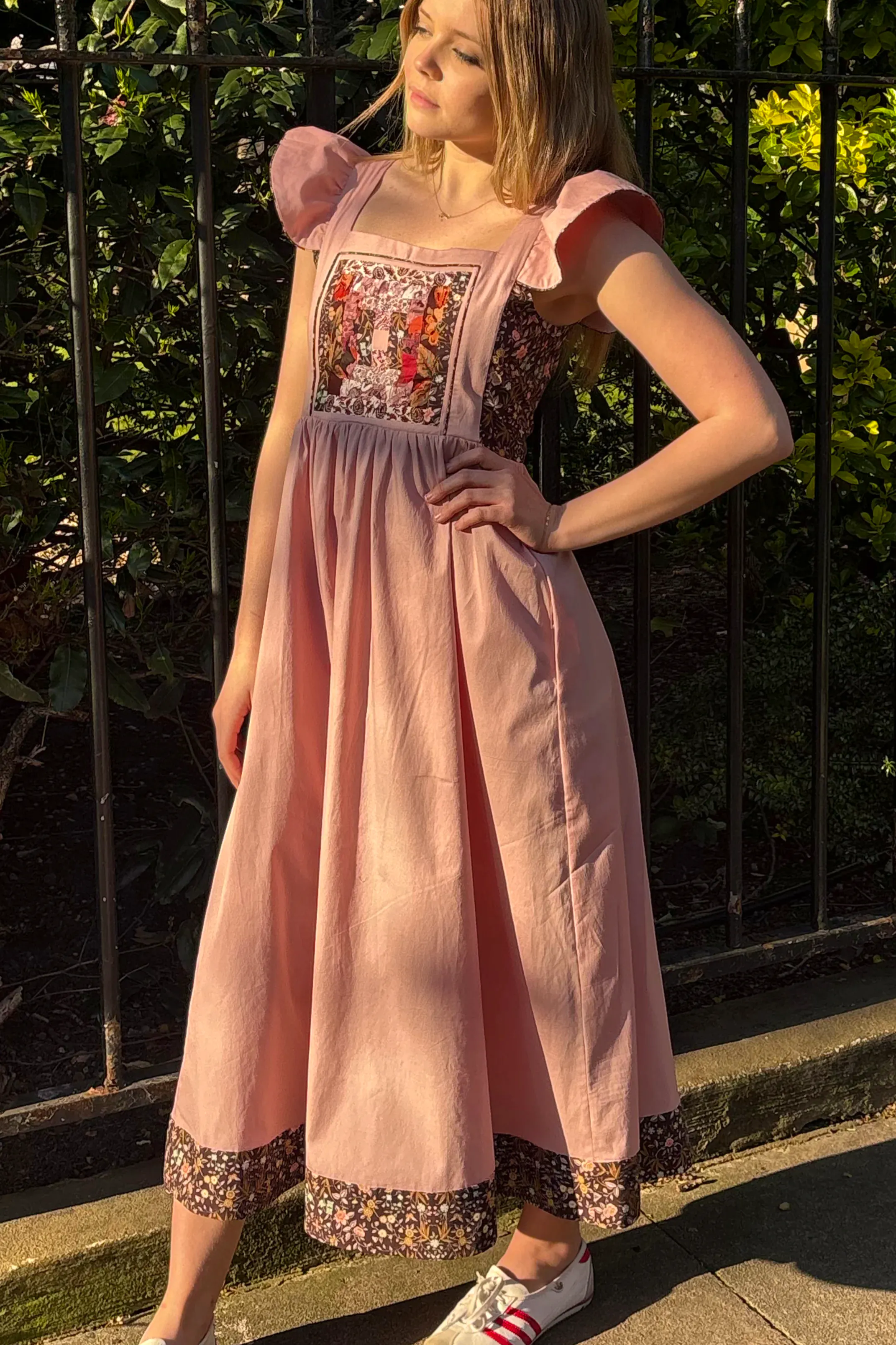 O Pioneers Daphne - Dusky Pink, £365