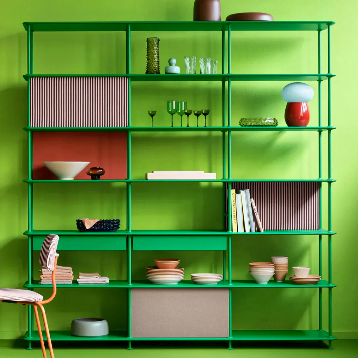 Montana Furniture Free 666000, £2,449