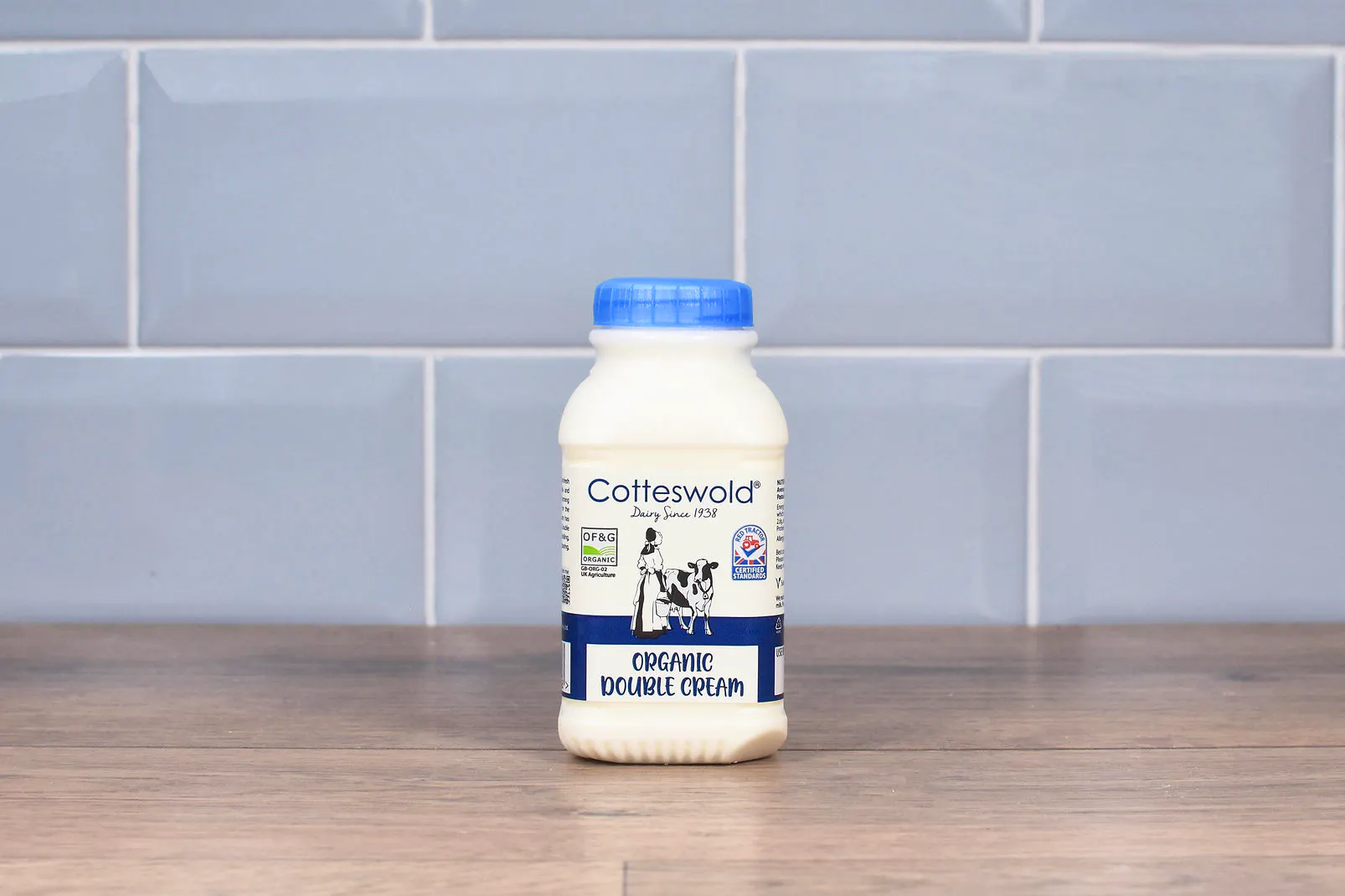 Strawberry Season Organic Double Cream Cottewold