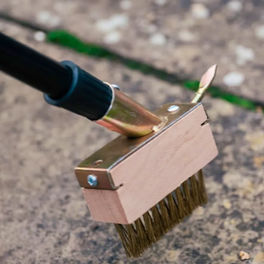 Telescopic Wire Paving Brush £9.99
