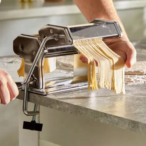 Von Haus Manual Pasta Maker Machine, £34.99