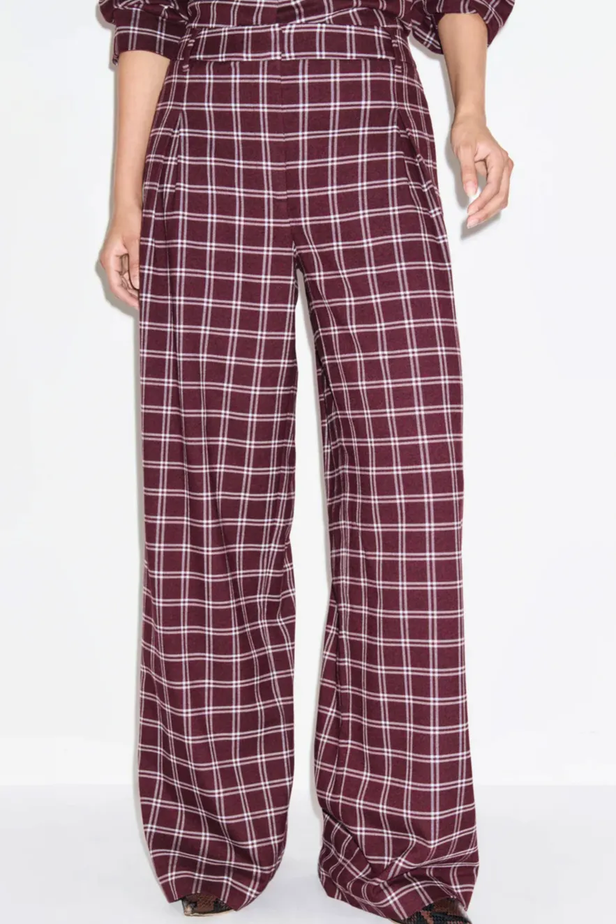 Aligne Riley Check Wide Leg Pleated Trouser, £139