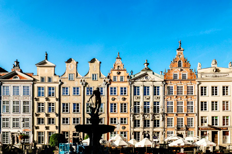 Underrated European Destinations To Discover This Autumn Gdansk Poland Andrea-anastasakis-GZmxOByPubM-unsplash Copy