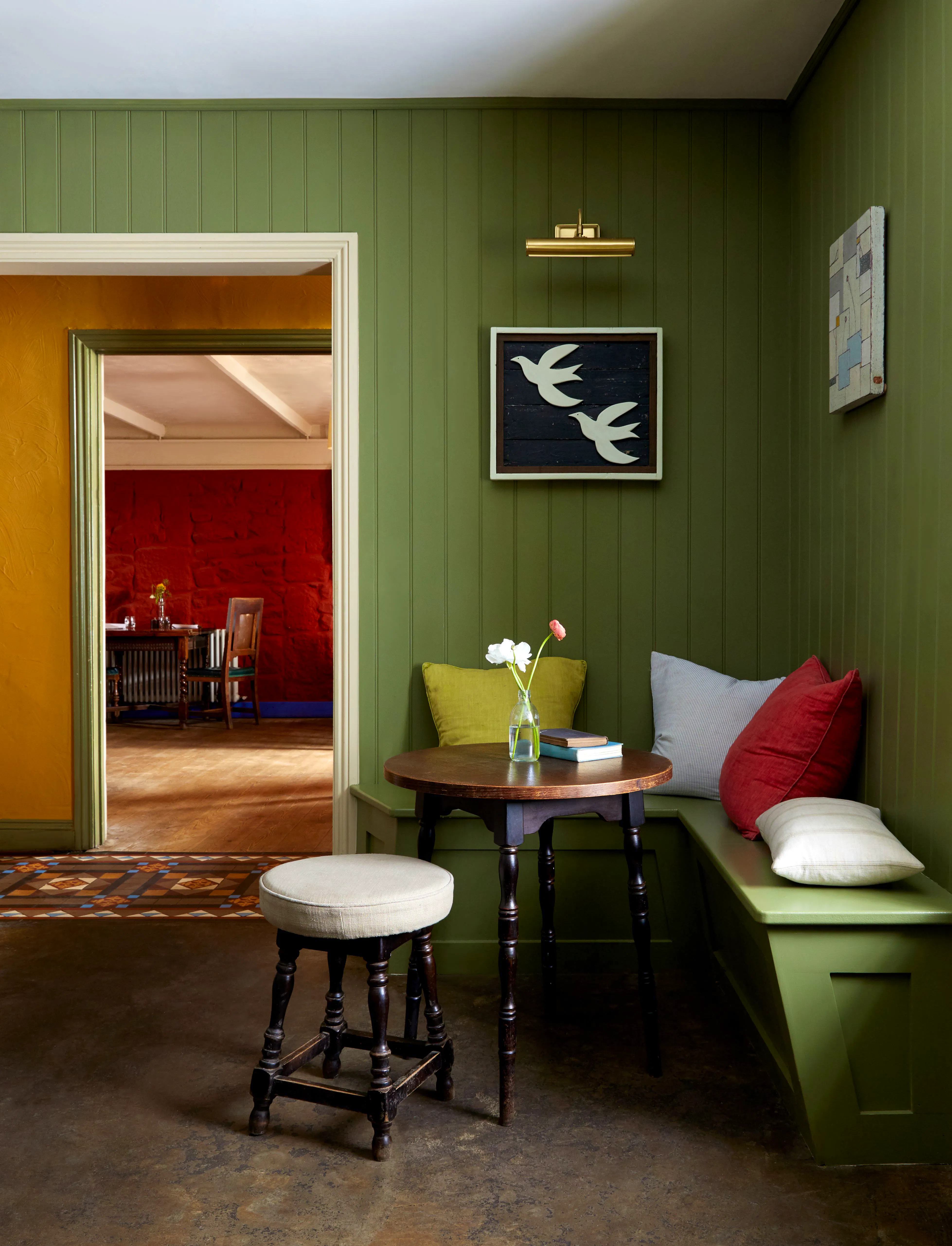 Gurnards Snug Through To Dining 22