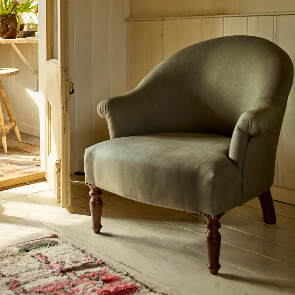 Rowen & Wren Clandon Armchair, Moss Linen, £1,158