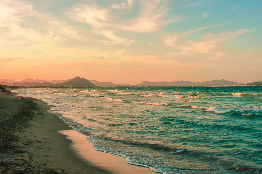 101 Family Holidays Halterm Mallorca Charlie-firth-HQJIQjXq1HI-unsplash Copy
