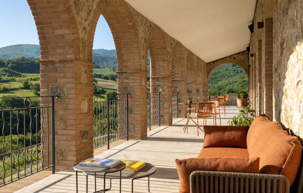 Tuscany Villas Autumn Luxury Travel Book Villa-cinigiano