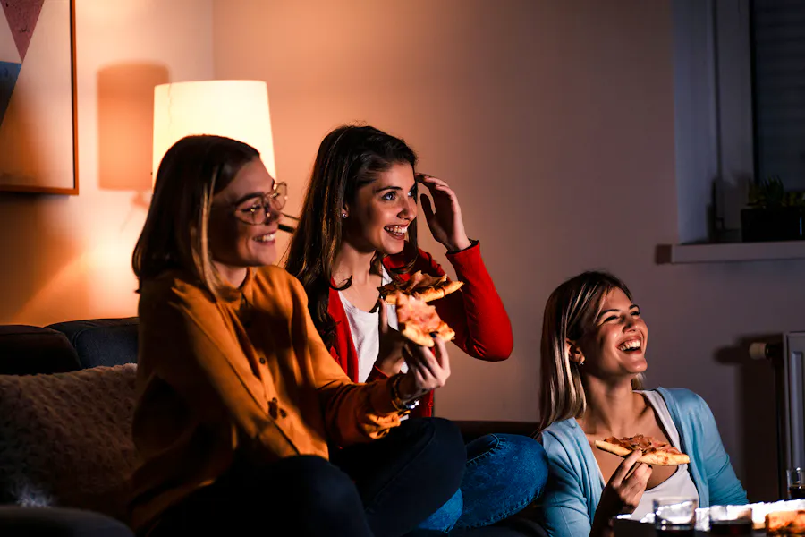 How Britain Swapped The Pub For The Sofa And Why The Trend Is Starting To Reverse Getty-images-4-1YY2HGLoY-unsplash Copy