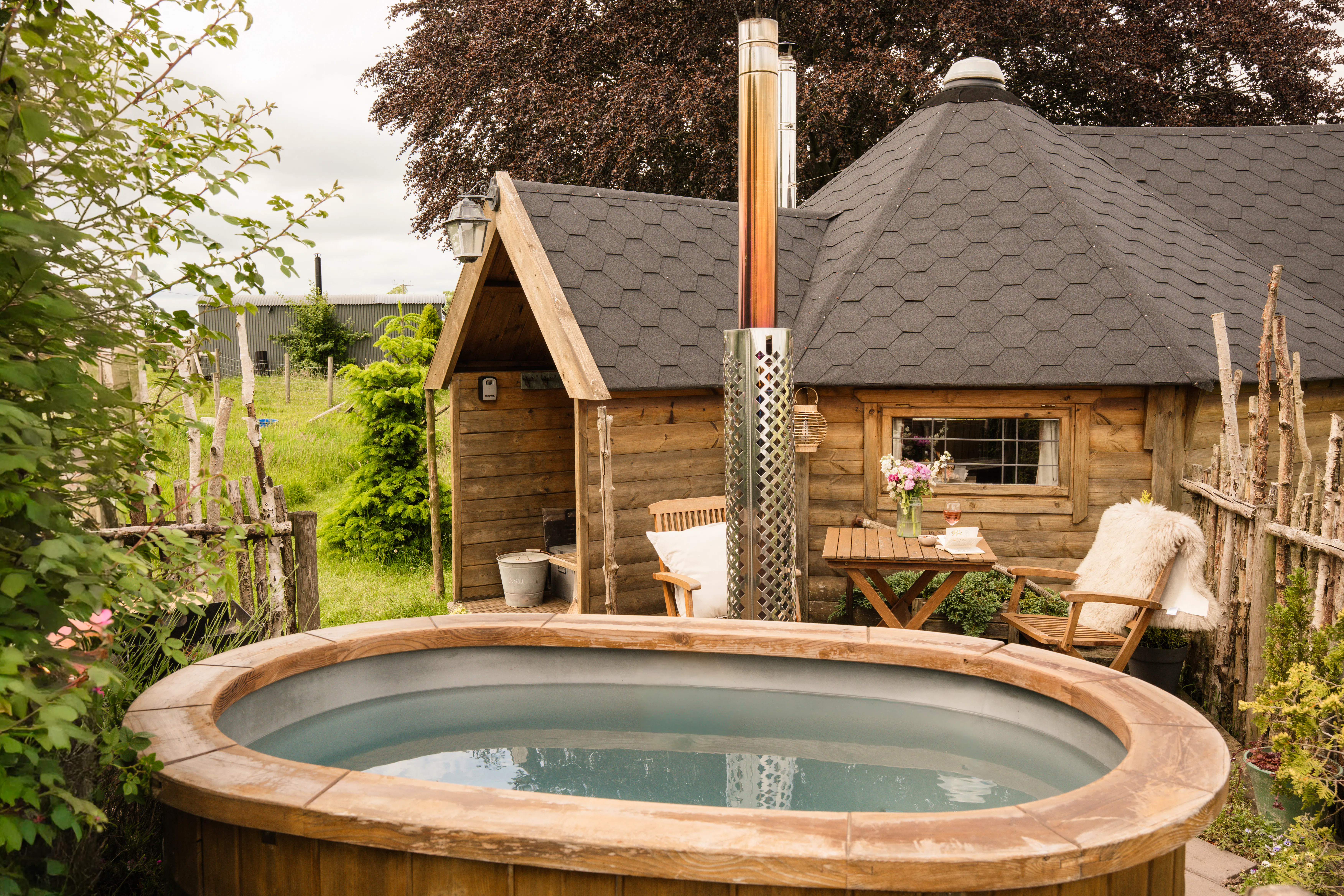 Unique Hideaways Cosy Autumn Breaks  Hot Tub 15-The Woodsman Copy