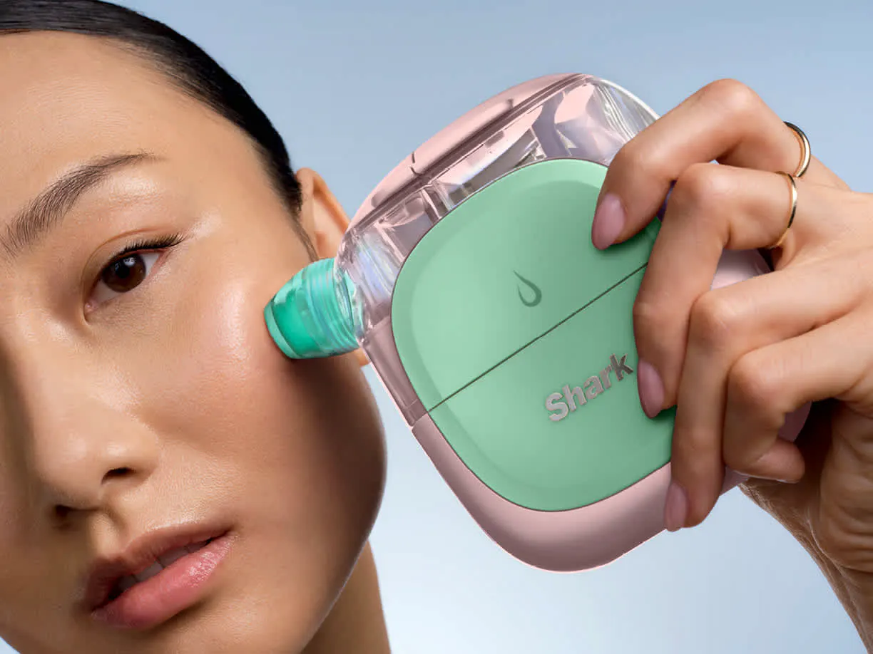 Shark Facial Pro Glow & DePuffi Facial System
