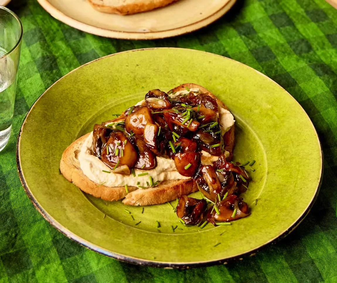 Tangy Marmite Mushrooms On Toast