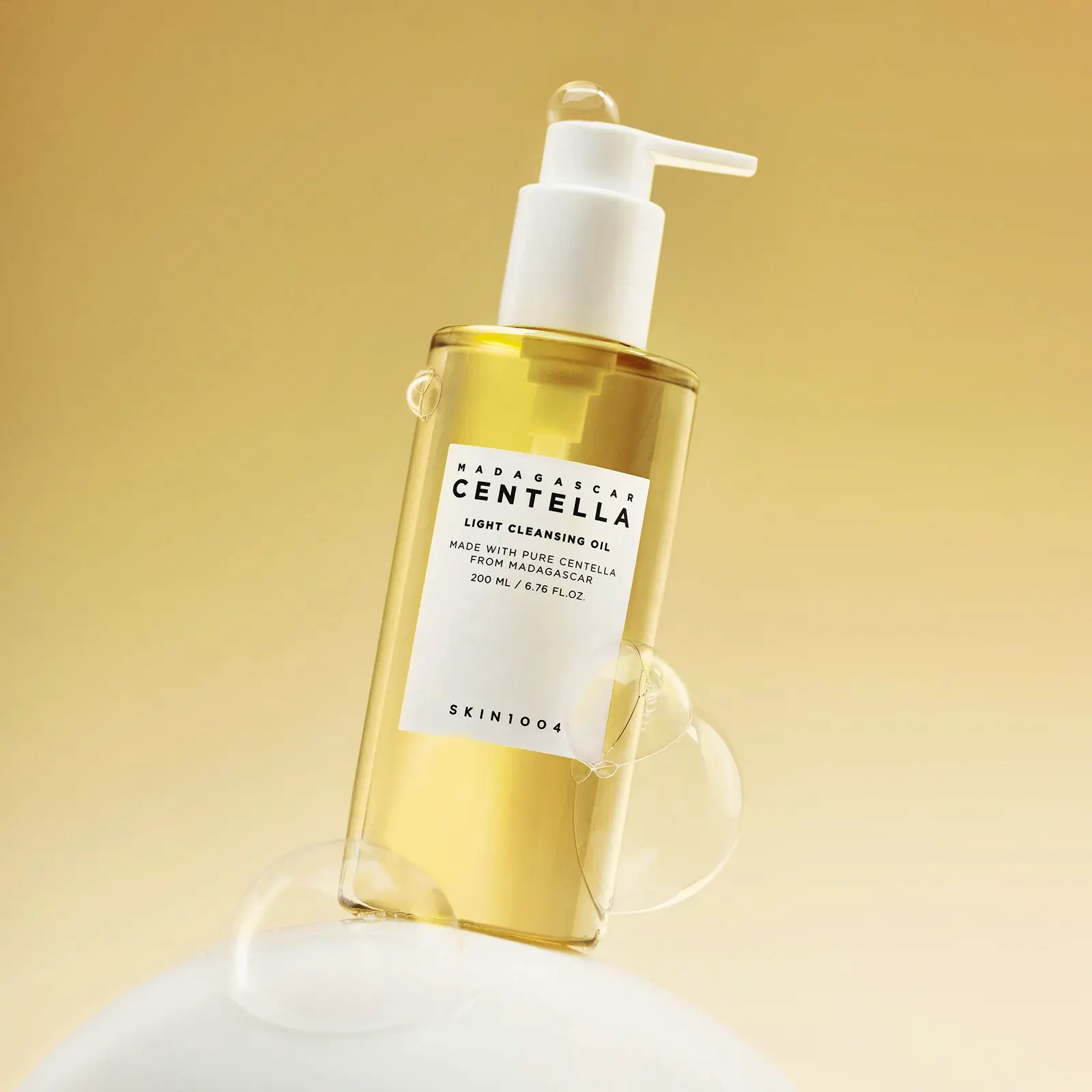 Skin1004 Madagascar Centella Light Cleansing Oil